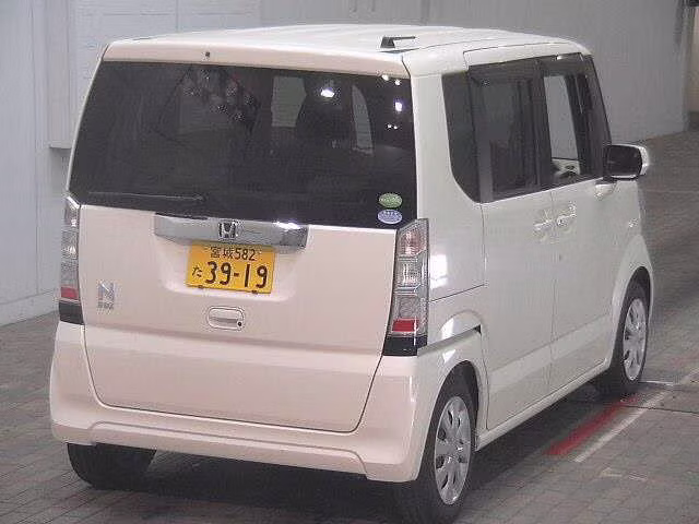 HONDA N-BOX