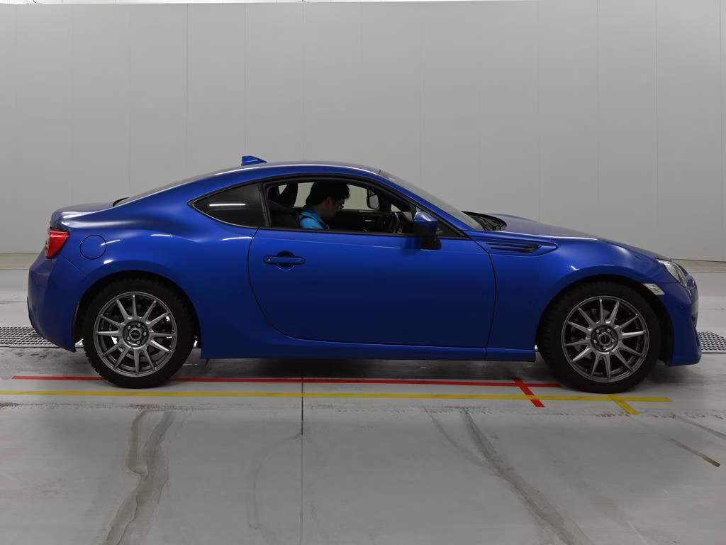 SUBARU BRZ
