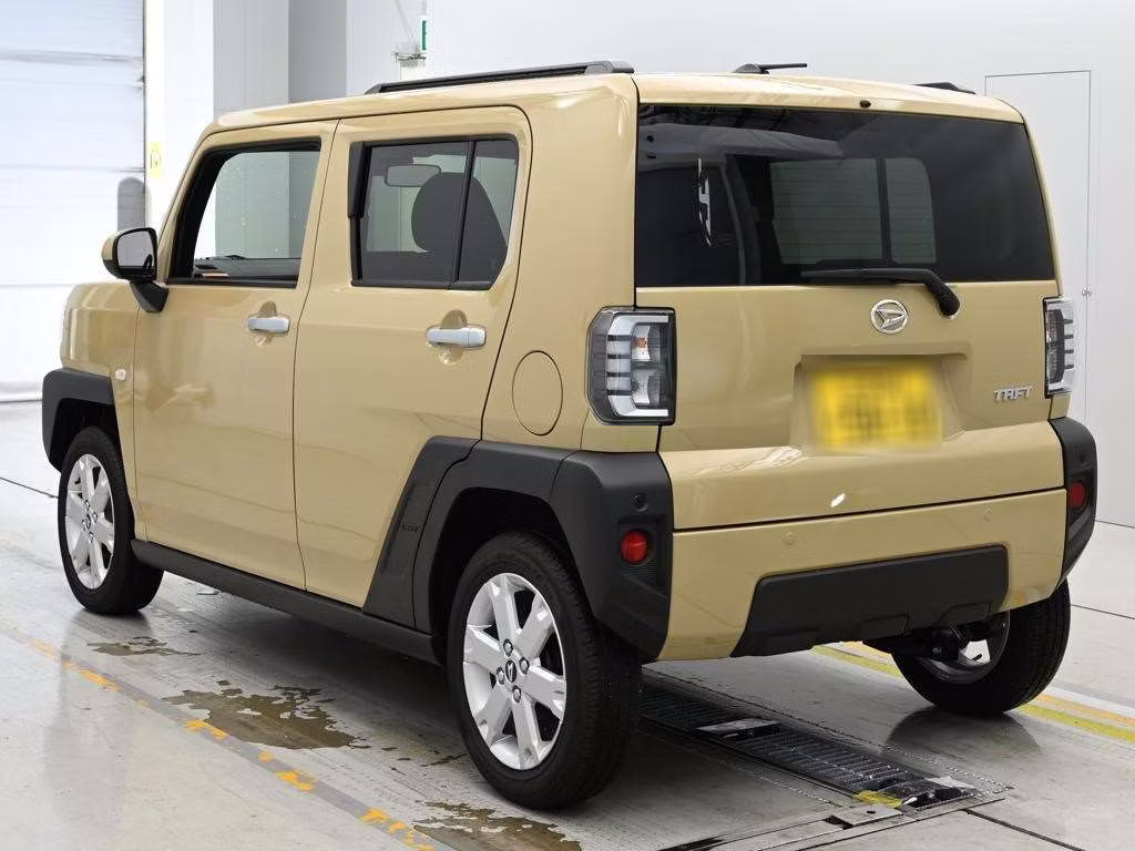 DAIHATSU TAFT