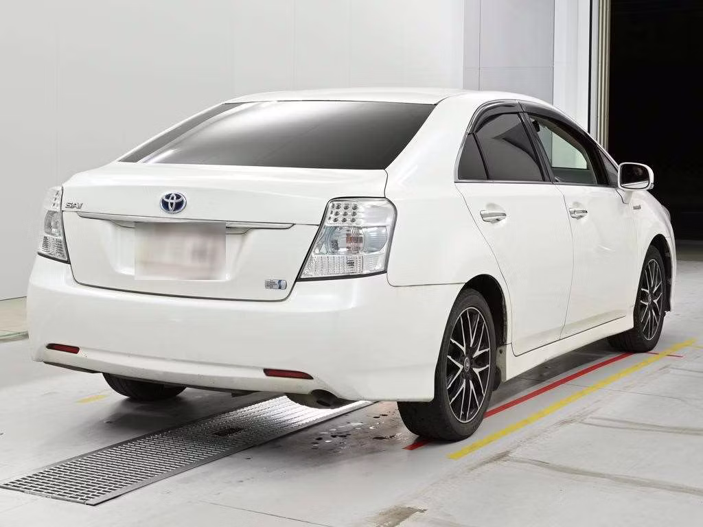 TOYOTA SAI