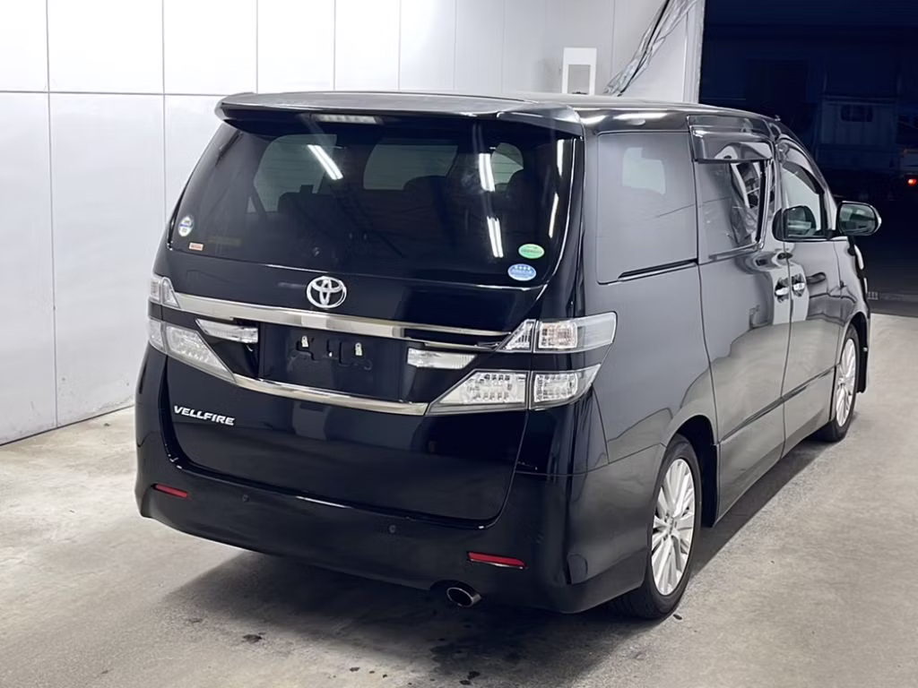 TOYOTA VELLFIRE