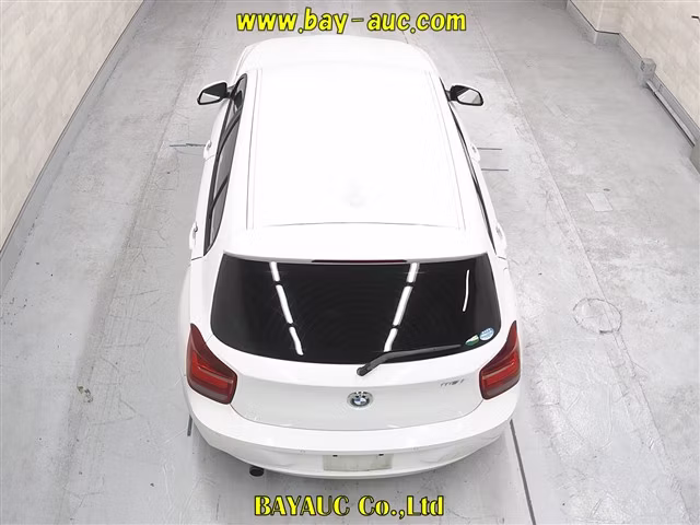 BMW 1-SERIES