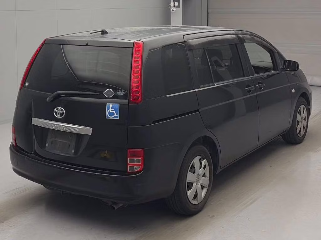 TOYOTA ISIS