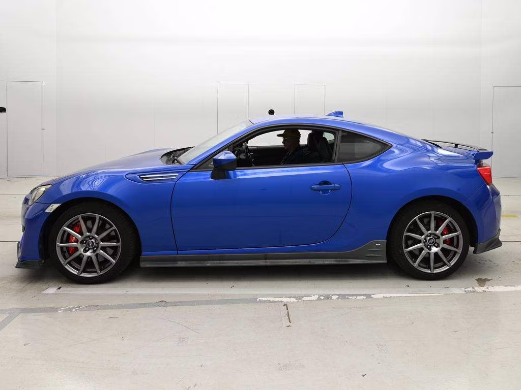SUBARU BRZ