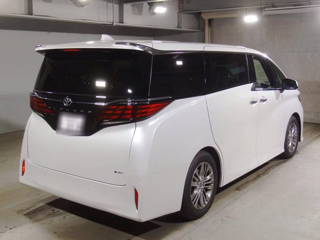TOYOTA ALPHARD