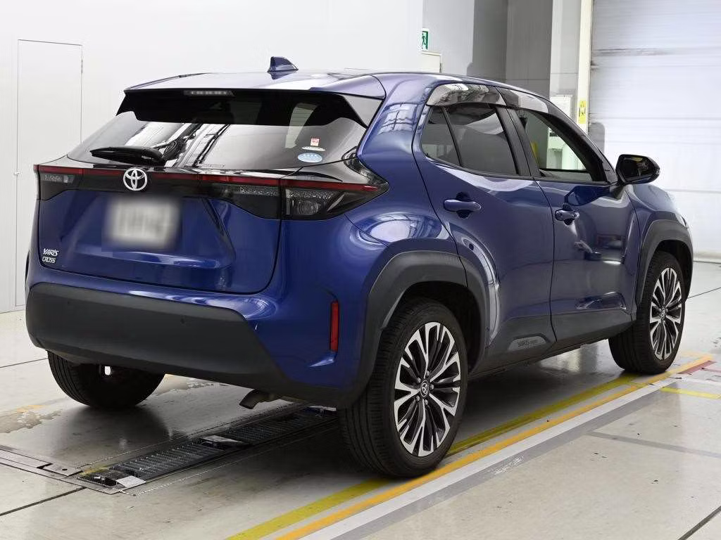 TOYOTA YARIS CROSS