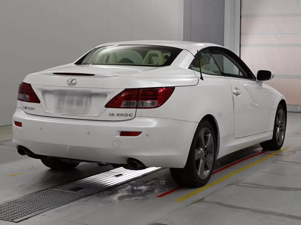 LEXUS IS250