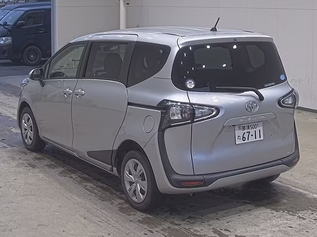 TOYOTA SIENTA