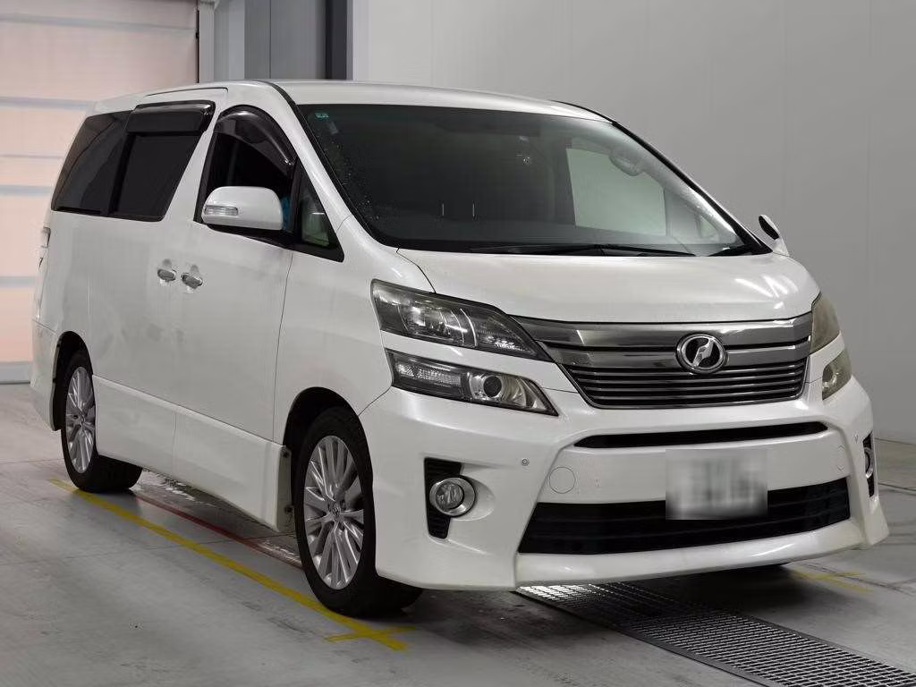 TOYOTA VELLFIRE