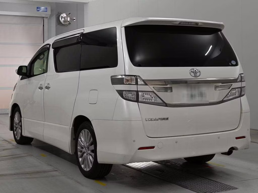 TOYOTA VELLFIRE