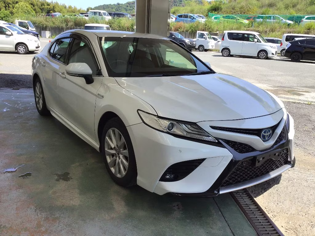 TOYOTA CAMRY