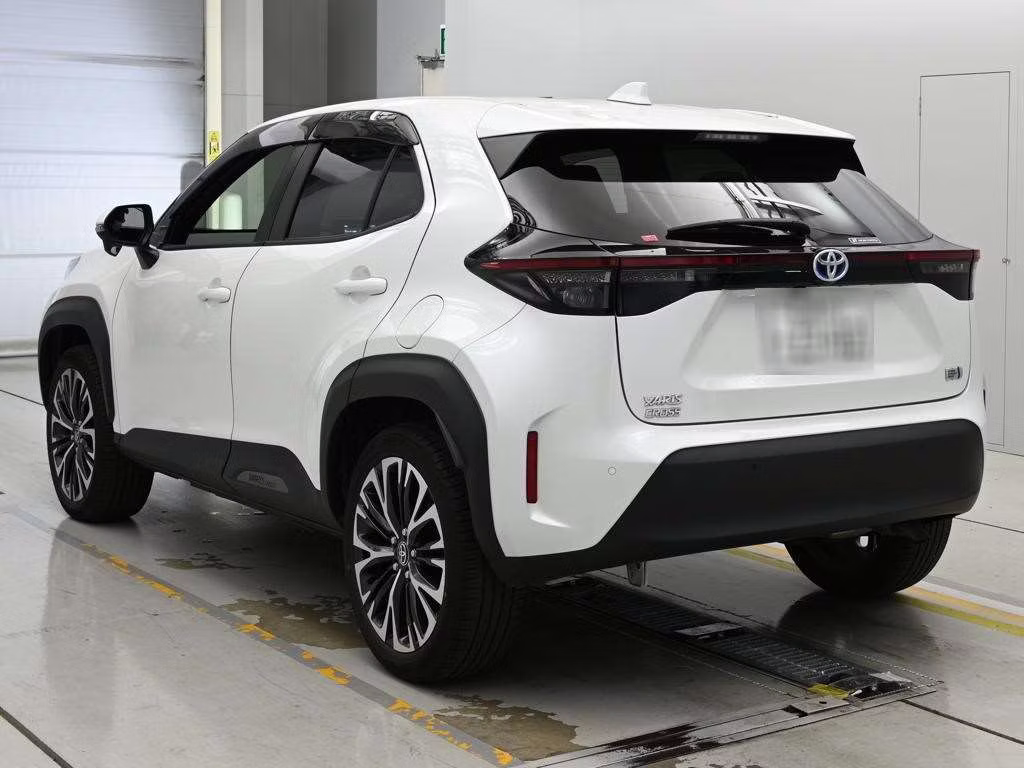 TOYOTA YARIS CROSS