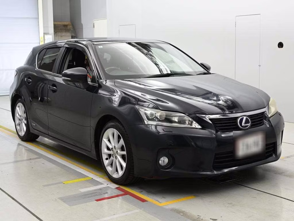 LEXUS CT200H