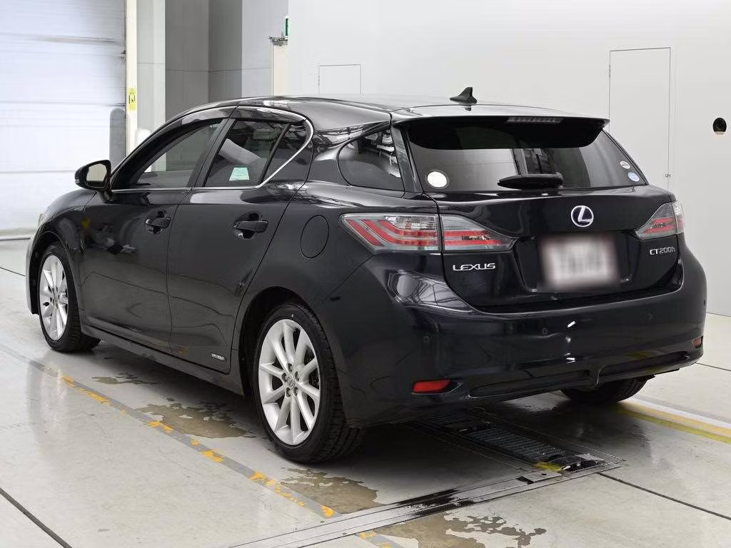 LEXUS CT200H