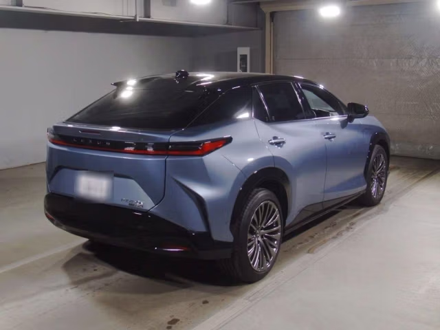 LEXUS RZ450E