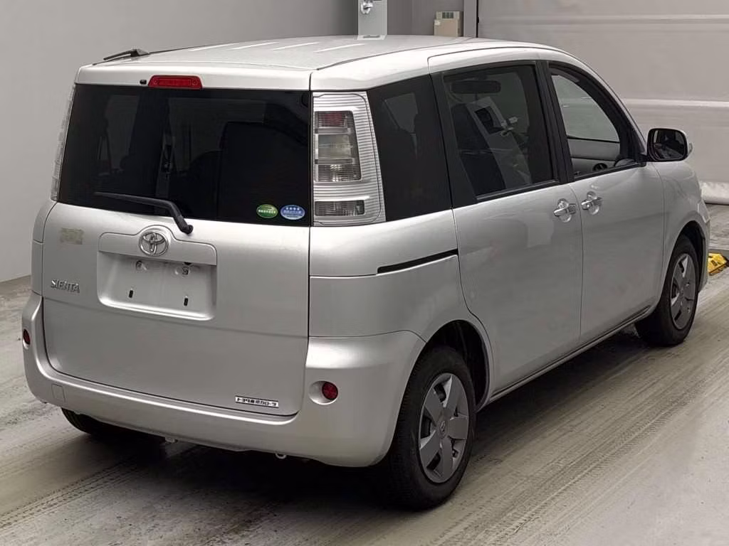 TOYOTA SIENTA