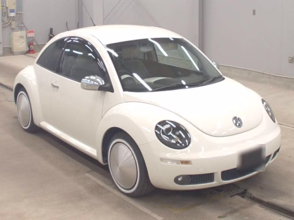 VOLKSWAGEN BEETLE