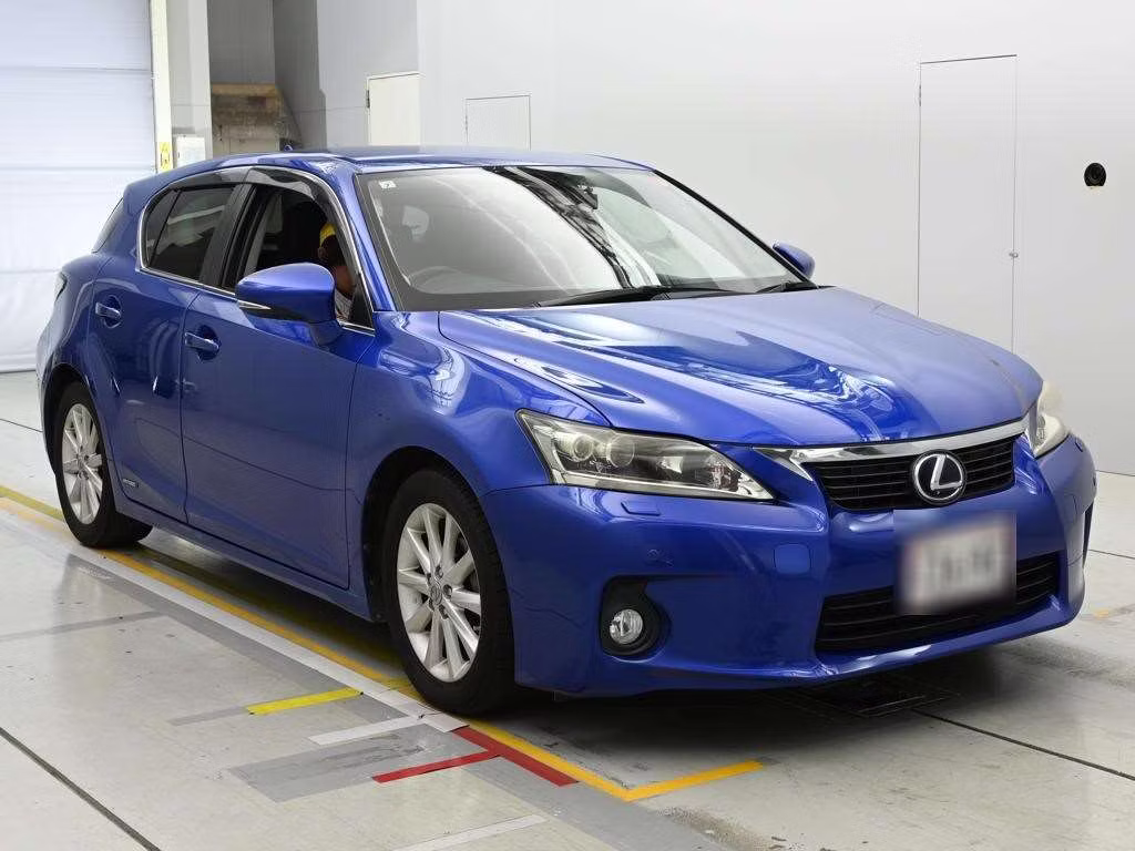 LEXUS CT200H
