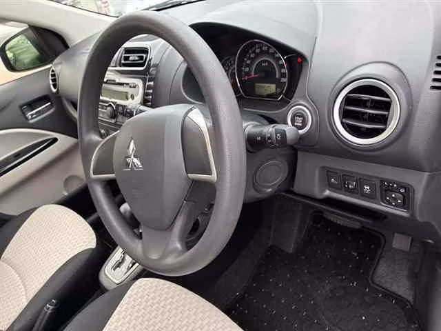 MITSUBISHI MIRAGE