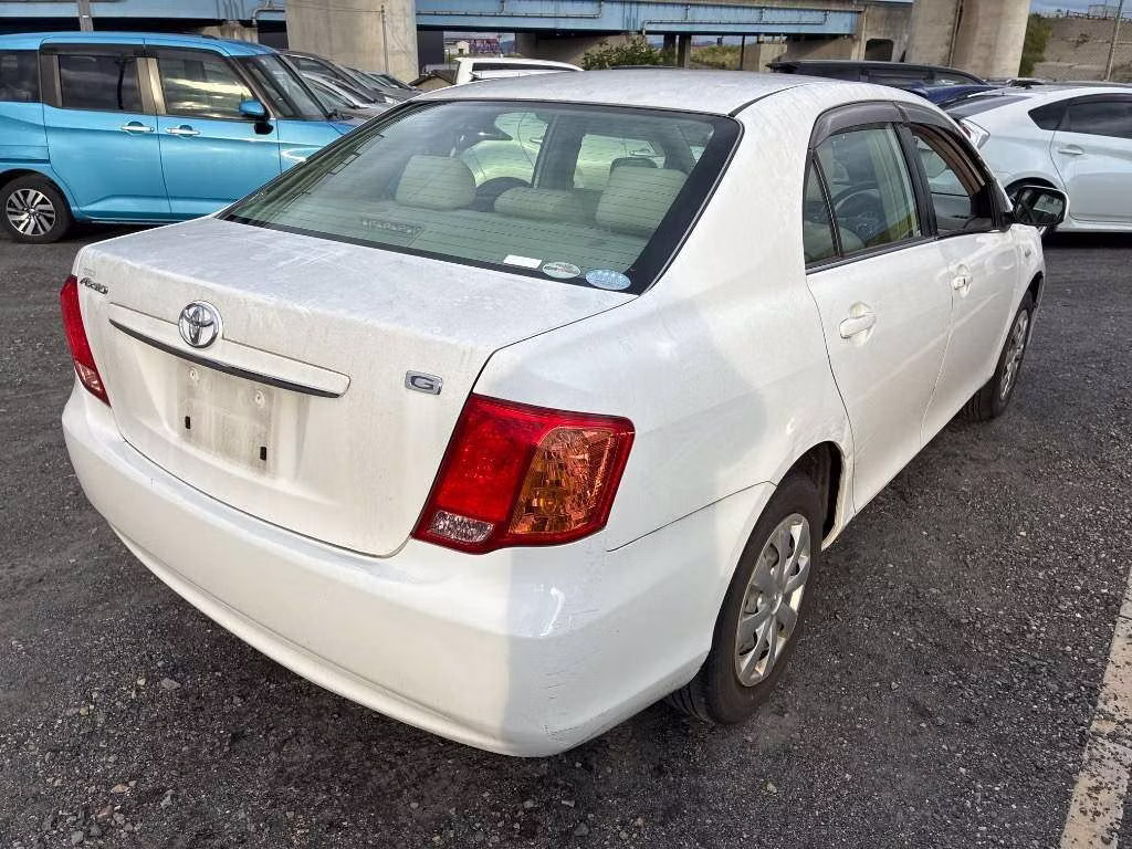 TOYOTA COROLLA AXIO