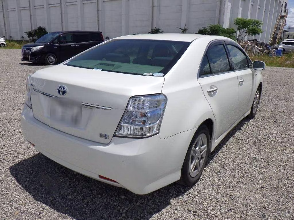 TOYOTA SAI