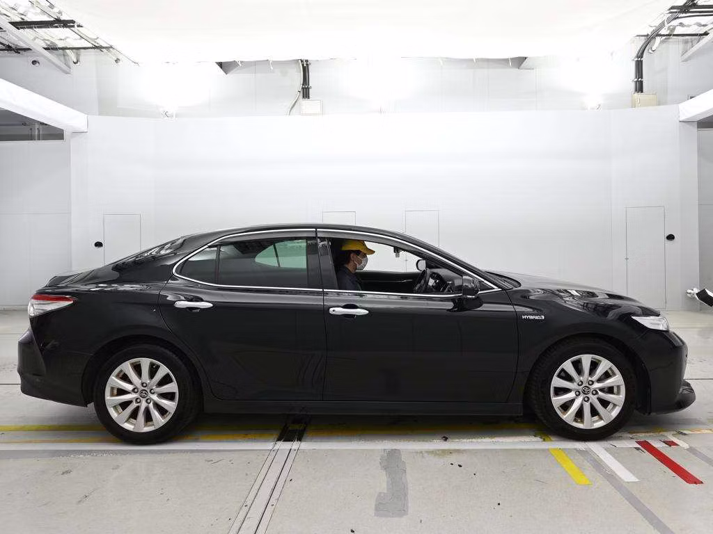 TOYOTA CAMRY