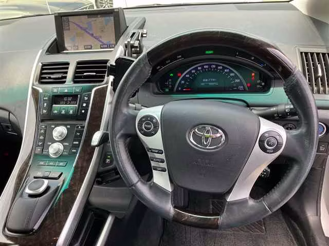 TOYOTA SAI