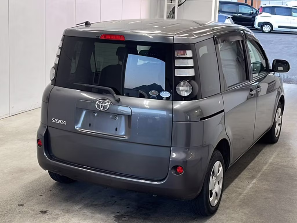 TOYOTA SIENTA