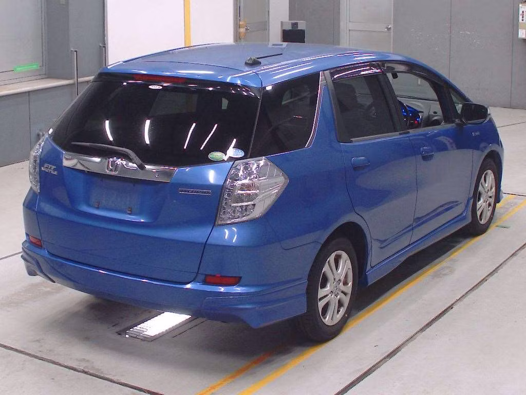 HONDA FIT SHUTTLE