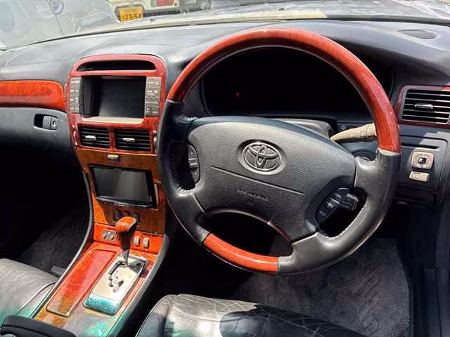 TOYOTA CELSIOR