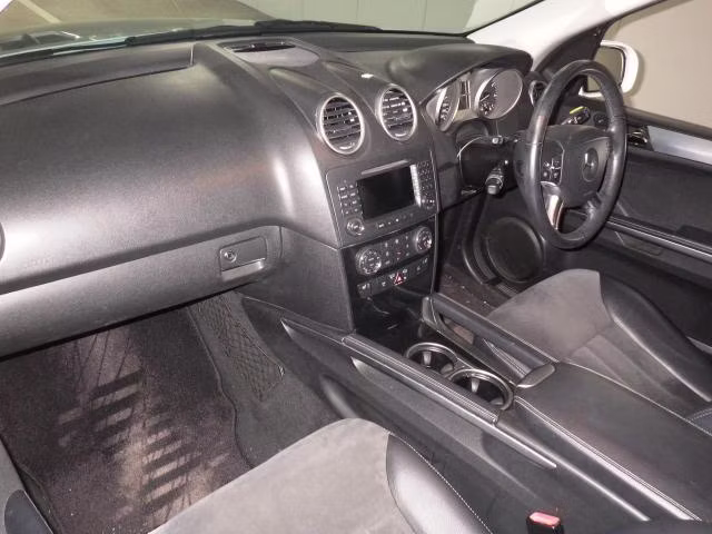 MERCEDES-BENZ M-CLASS