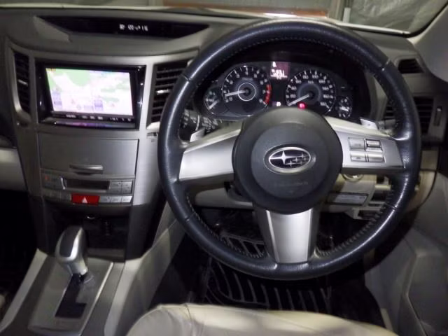 SUBARU OUTBACK