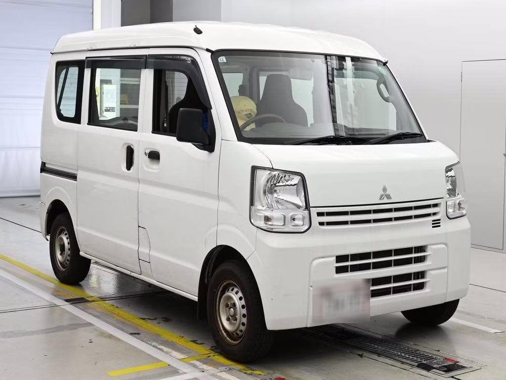 MITSUBISHI MINICAB