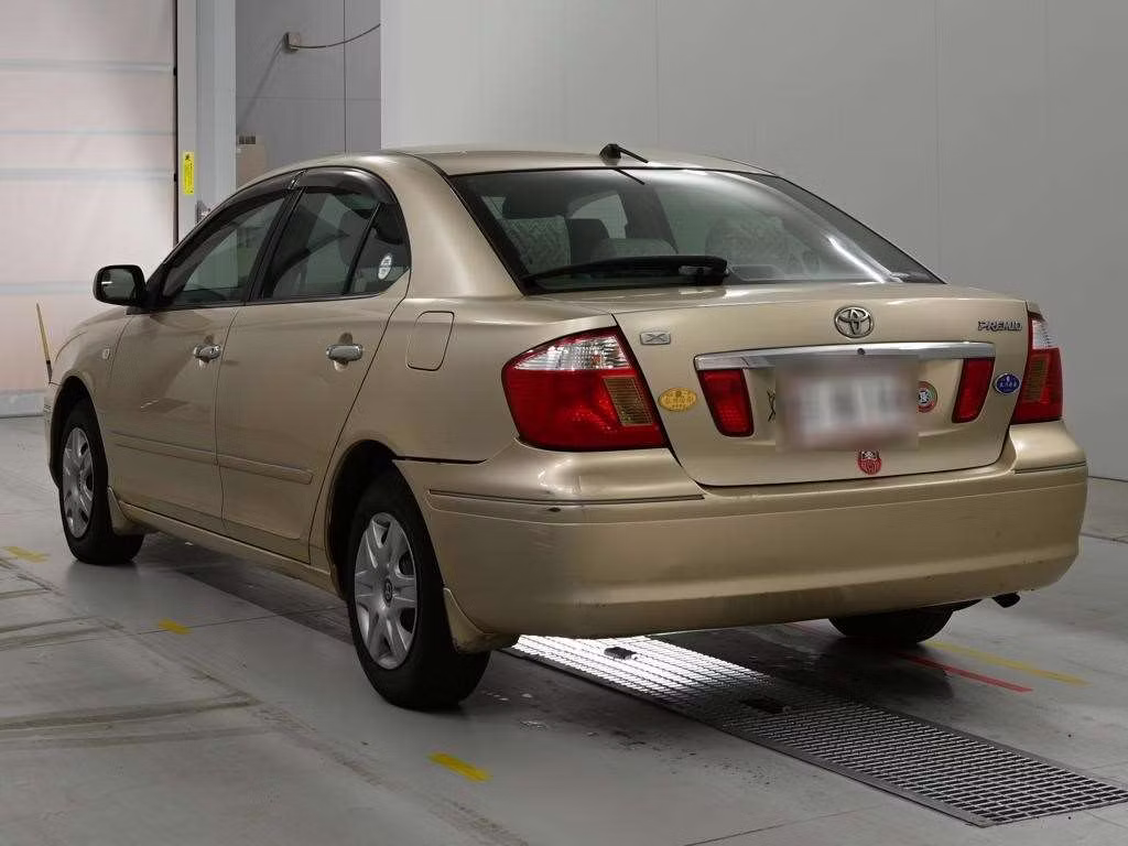 TOYOTA PREMIO