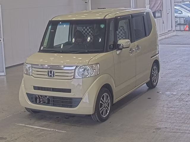 HONDA N-BOX