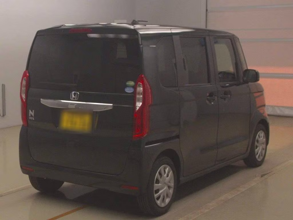 HONDA N-BOX