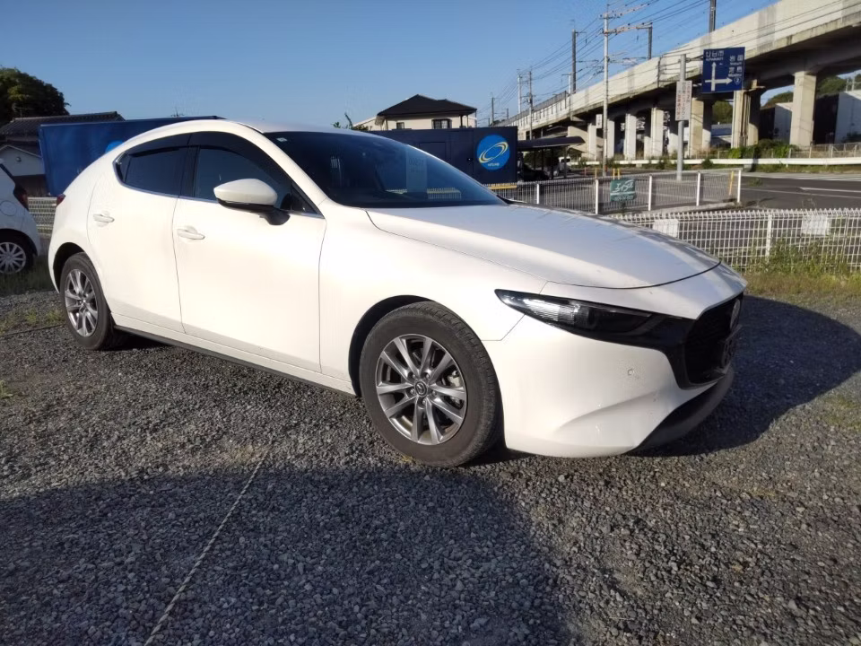 MAZDA MAZDA3