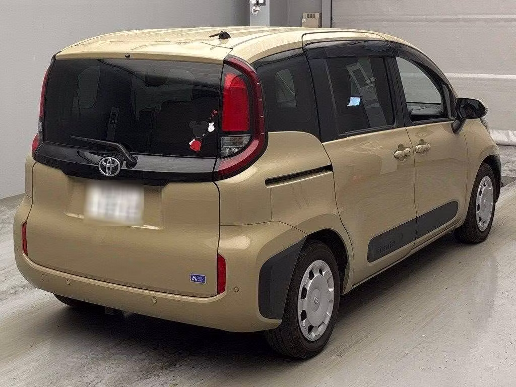 TOYOTA SIENTA