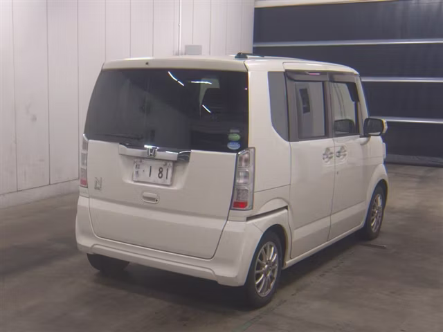 HONDA N-BOX