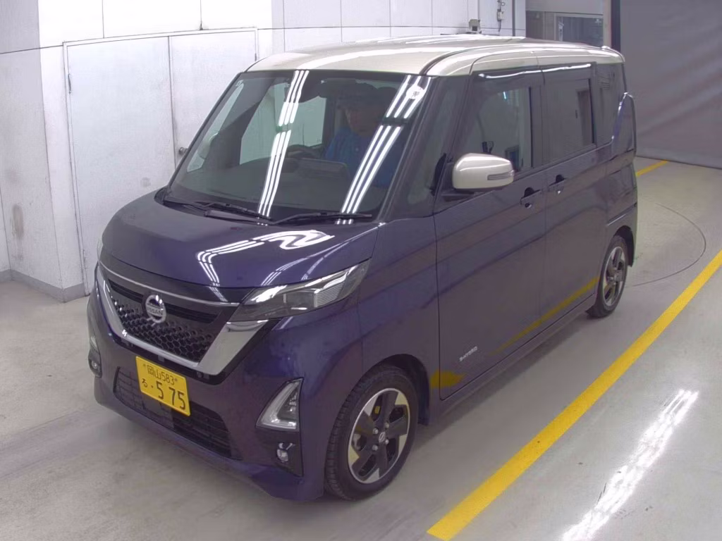 NISSAN ROOX