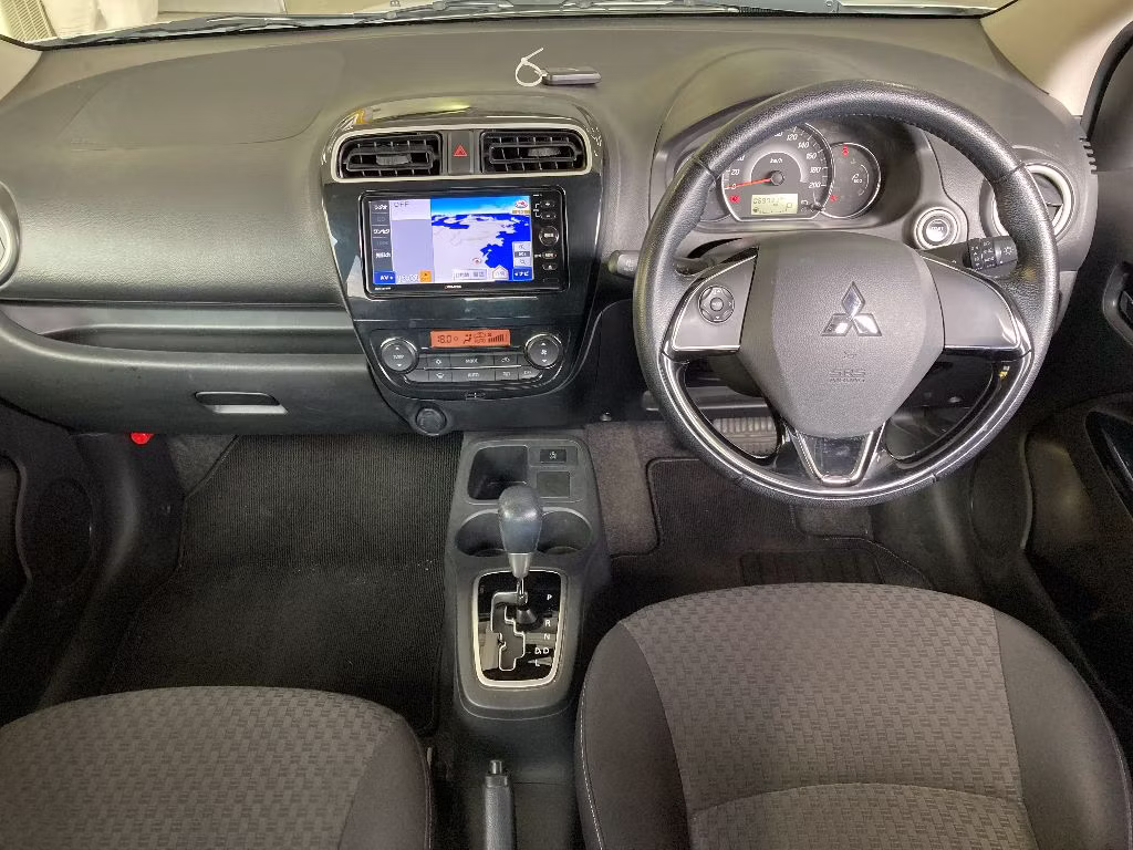 MITSUBISHI MIRAGE