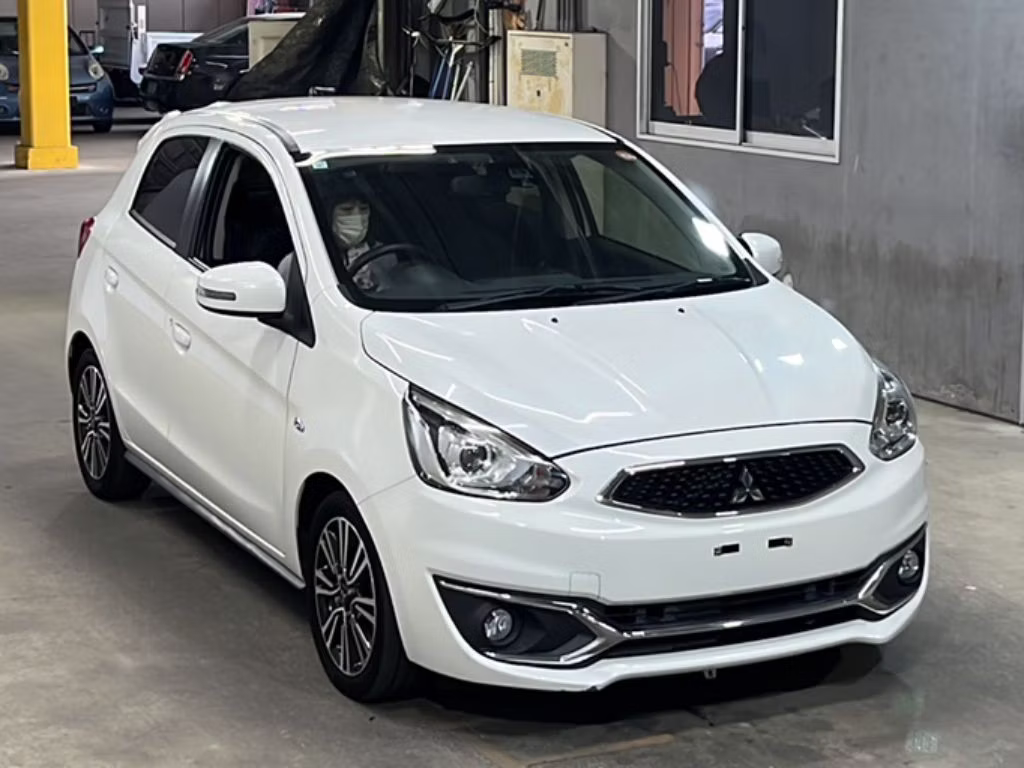 MITSUBISHI MIRAGE