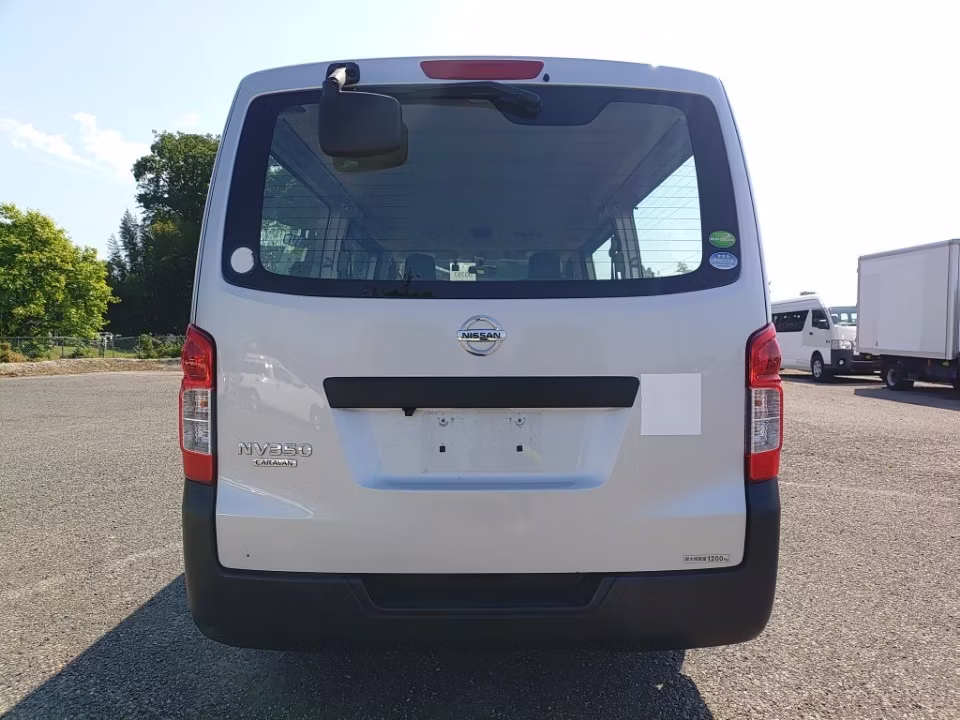 NISSAN NV350 CARAVAN