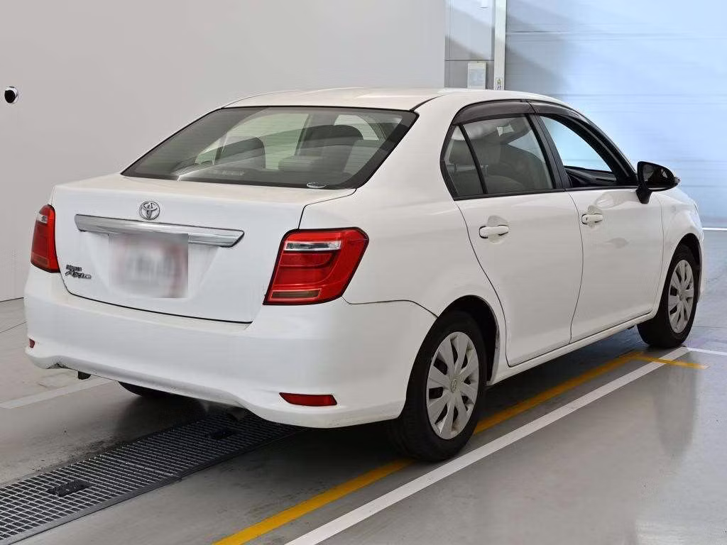 TOYOTA COROLLA AXIO