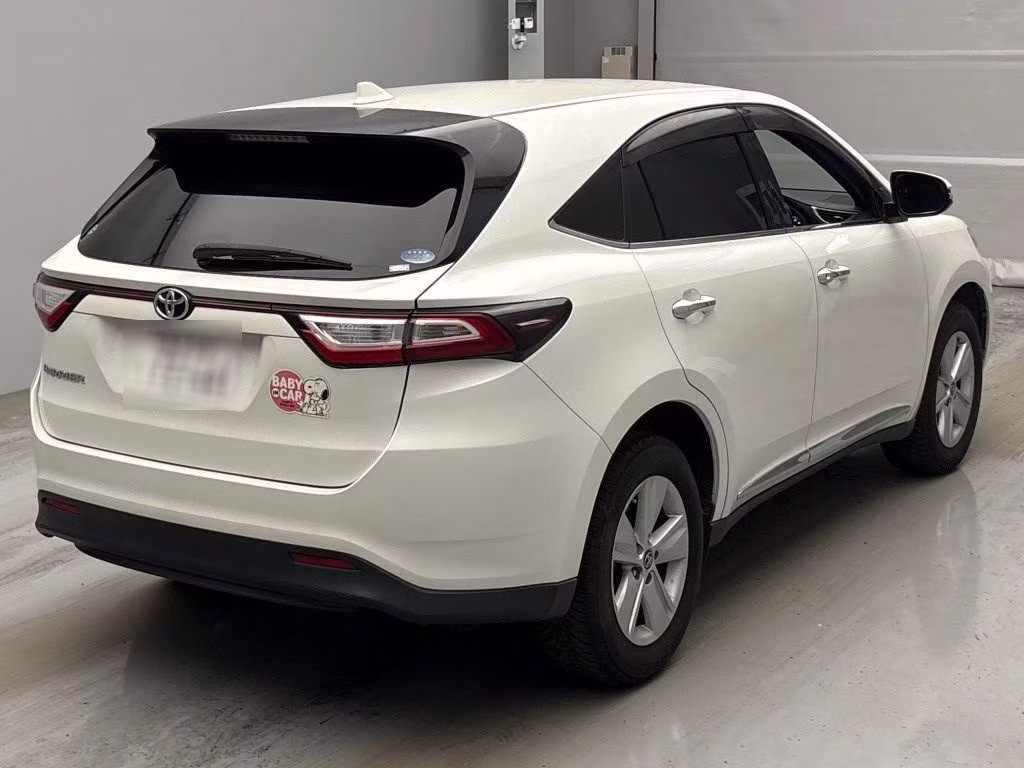 TOYOTA HARRIER