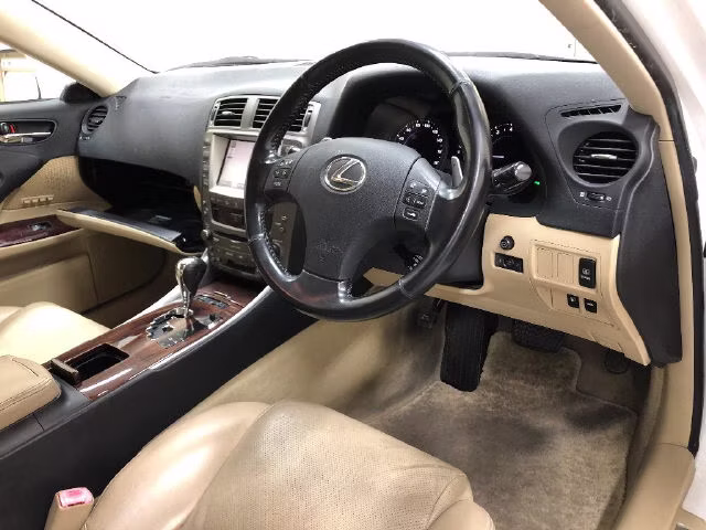 LEXUS IS250