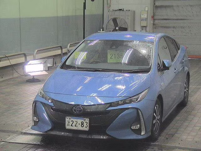 TOYOTA PRIUS PHV