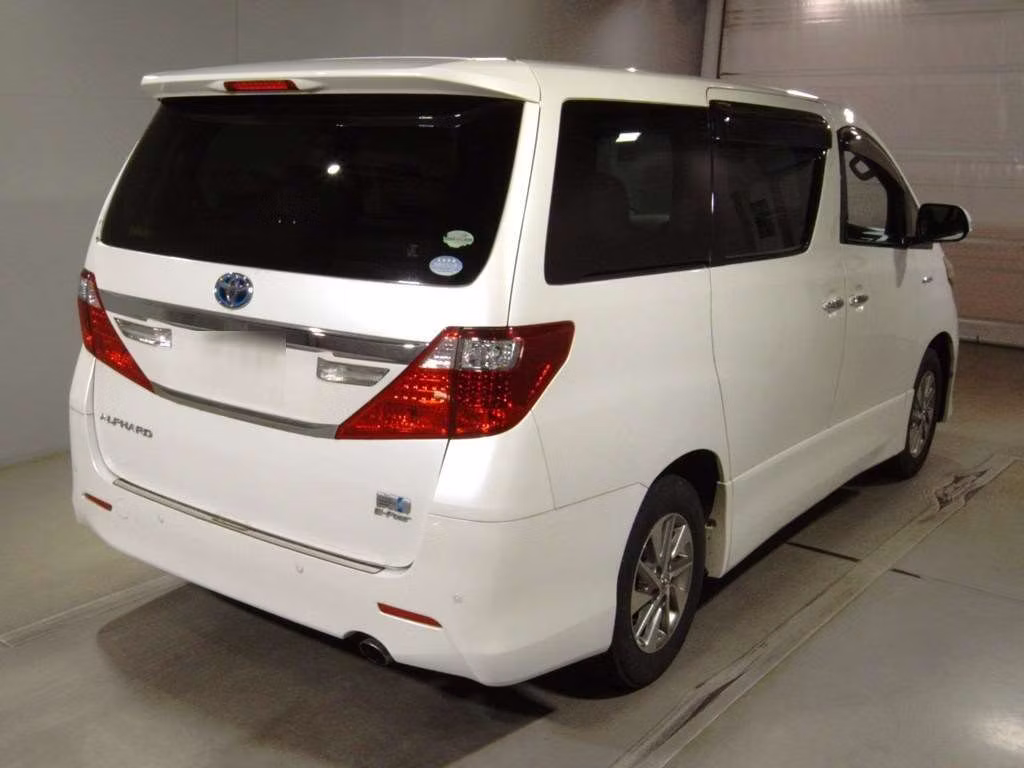 TOYOTA ALPHARD