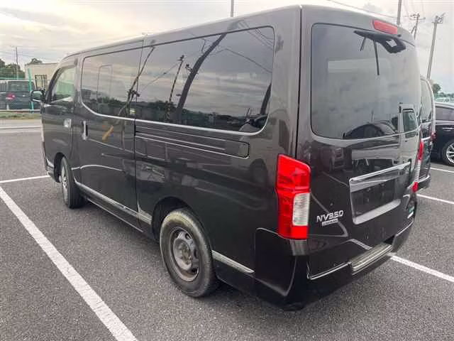 NISSAN NV350 CARAVAN