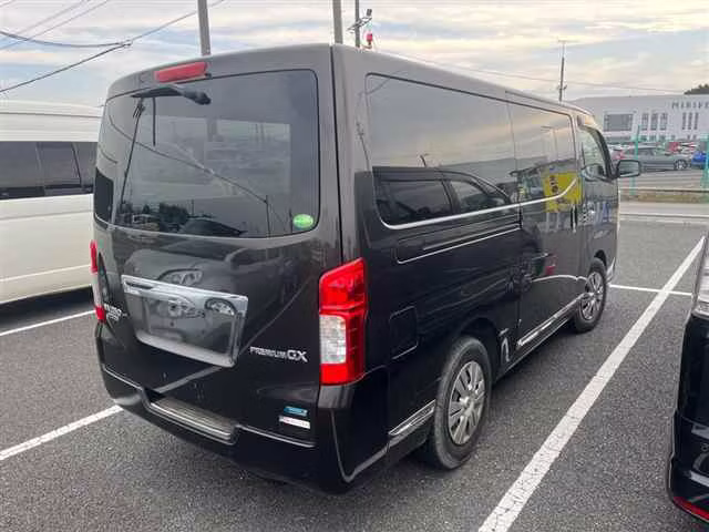 NISSAN NV350 CARAVAN